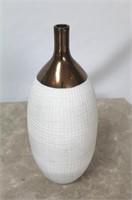 Chelsea House pottery vase - 17" tall