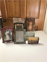 Box Of Assorted Picture Frames