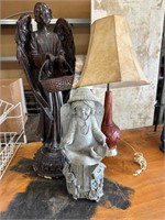 Pair of Decor Statues with Two fancy Lamp
