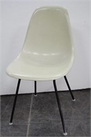 Vtg. Herman Miller Molded Fiberglass Accent Chair