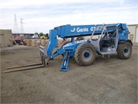 2013 Genie GTH1056 Telescopic Reach Lift