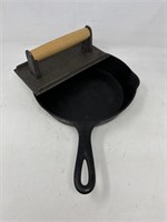 Cast-iron skillet (possibly Griswold see p