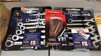 GEARWRENCH WRENCHES & TOOL SET