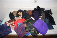 Clothing Lot: Women's Scarves and Gloves Lot