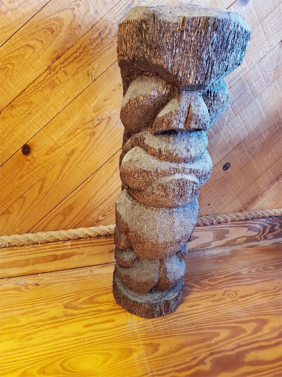 Tiki statue