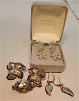 Group of sterling silver jewelry including pair