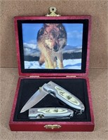 2pc Wolf Collector Pocket Knives In Wooden Box