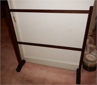 Shaker style pegged Pine quilt rack
