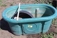 4 x 2 plastic tub