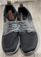 Skechers Men’s Slip On Shoes Size 9