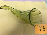 Art Glass Cornacopia  14"