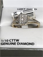 10 kt. white gold ring w/ 1/10tw, 12 diamonds, sz7