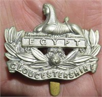 British Gloucestershire Regiment Cap Badge Egypt