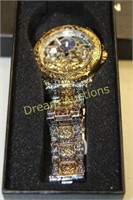 Limited Edition Man`s Watch with Box