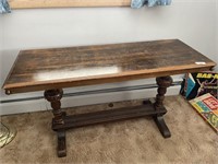 ANTIQUE TABLE