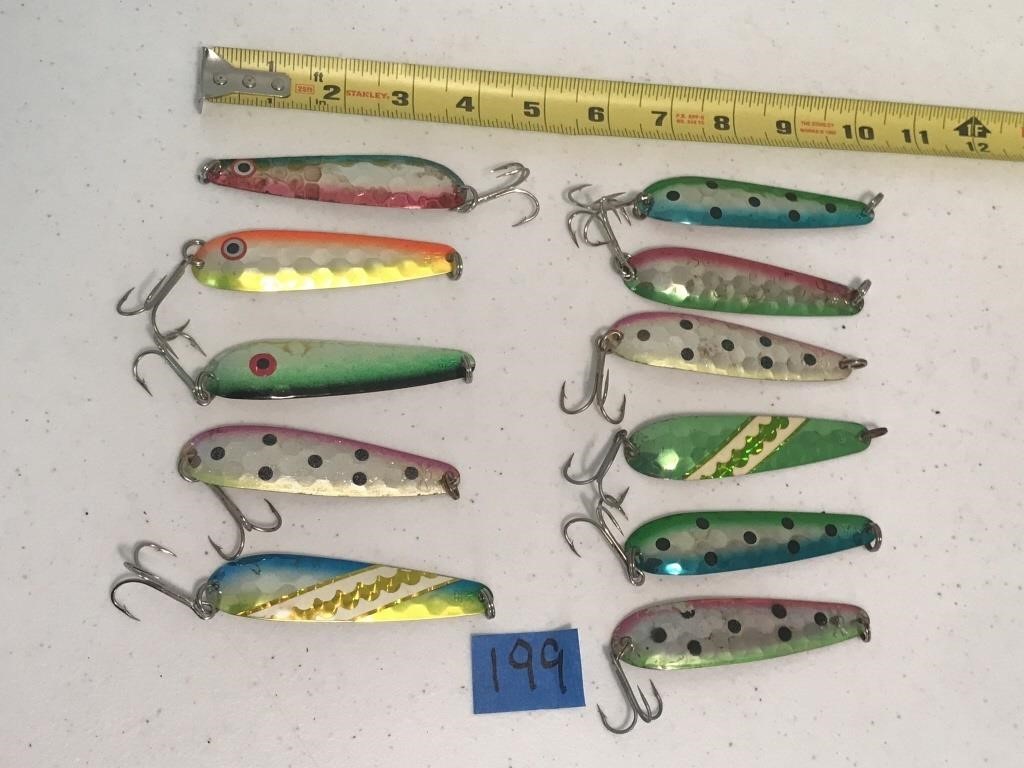 11 Spoon Shaped Fishing Lures