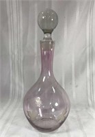 Vintage etched glass wine decanter w/ stopper
