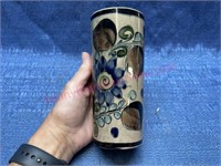 Vtg hand painted Mexican Pottery vase - 6.5in tall