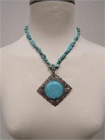 TURQUOISE & SILVER LOOK W/ STONE PENDANT NECKLACE