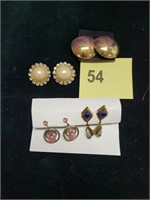 Lot 5 Sets of Vintage Clip-on/Screwback Earrings