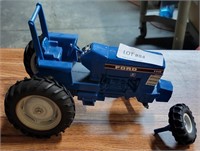 1710 FORD TOY TRACTOR