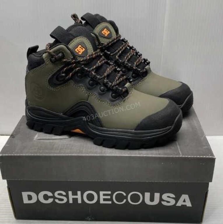 Sz 7 Men's DC Shoes Winter Boots - NEW $140