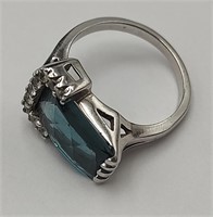 .800 Silver & Blue Topaz Ring Size 5