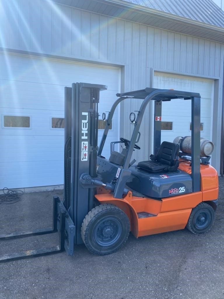 Heli 5000lb Outdoor Forklift