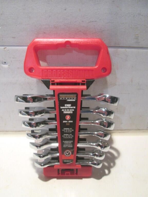 NEW MASTERCRAFT COMBINATION WRENCH SET