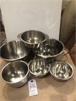 6 metal bowls