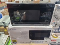 GE - 1200 Watt Microwave W/Box