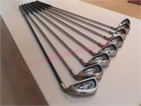 8 Callaway Big Bertha golf clubs (irons)