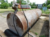 1100 GAL FUEL TANK W/ GAS BOY PUMP