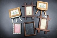 COLLECTION OF MINITURE PICTURE FRAMES