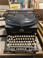 Underwood Noiseless typewriter