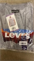 New licensed Levi’s t shirt size