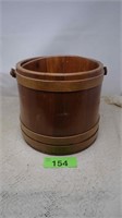 Divided Wood Bucket