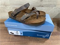 Women’s size 9 sandals