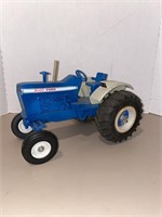 Ford 8000 Series a Tractor