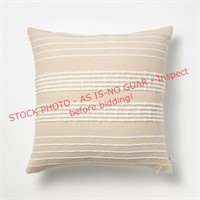 Hearth & hand throw pillow