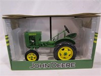 Spec Cast John Deere Unstyled L Tractor,