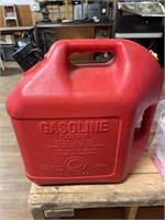 5 gallon  gasoline can