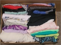 Used ladies large clothing 25+ pcs nice condition