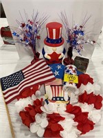 GROUP OF 4TH OF JULY DÉCOR