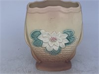Vintage HULL water Lily vase