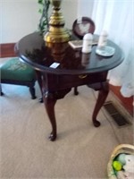 Cherry End Table w/ Drawer