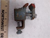 1 1/2" clamp on vise