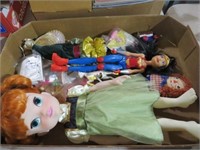 COLLECTION OF DOLLS