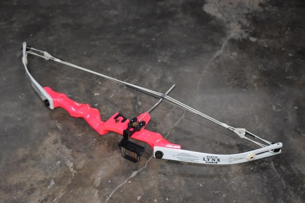 Martin Lynx Magnum Hot Pink Compound Bow