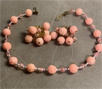 VTG Carved Pink Rose Necklace & Clip on Earrings